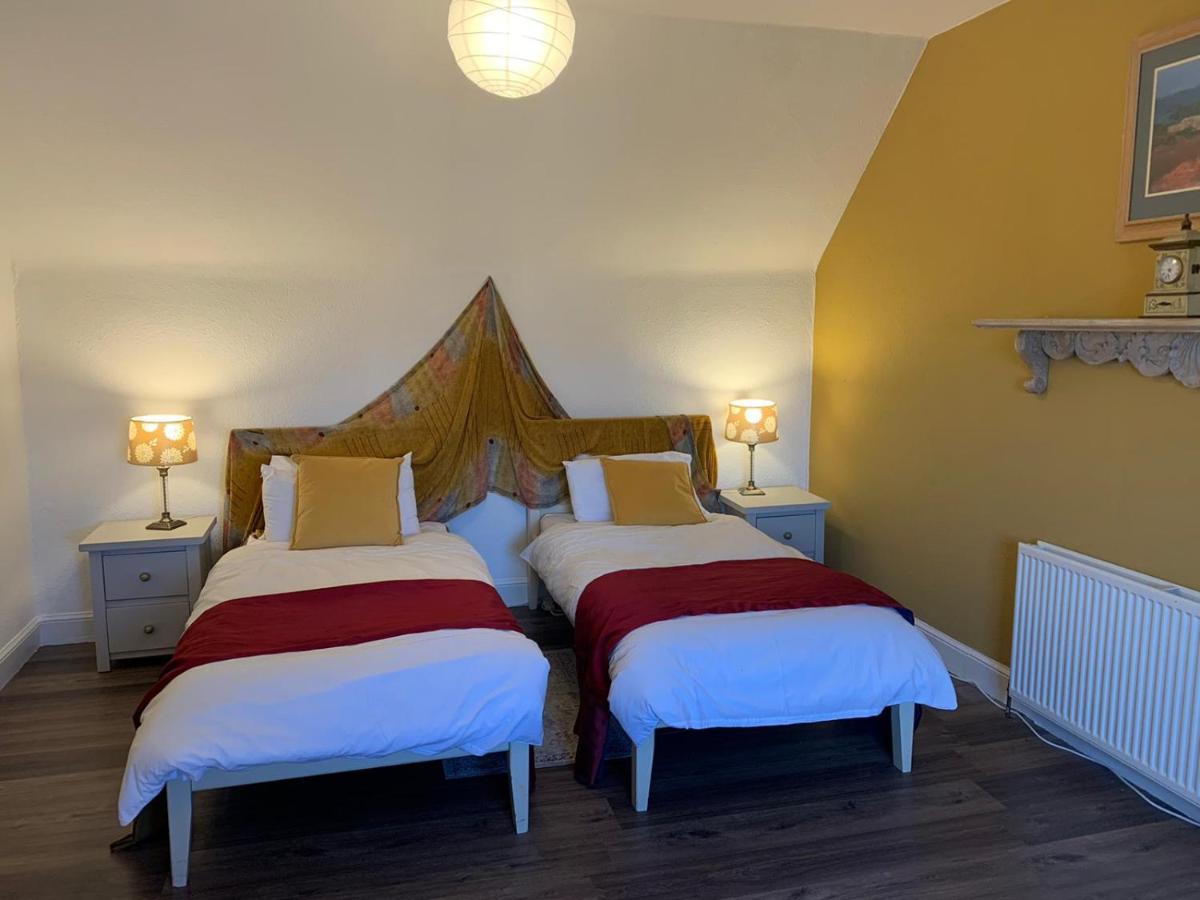 Hill House - Mews Town House, In A Quiet Private Close, In The City Centre Of Inverness. Екстериор снимка