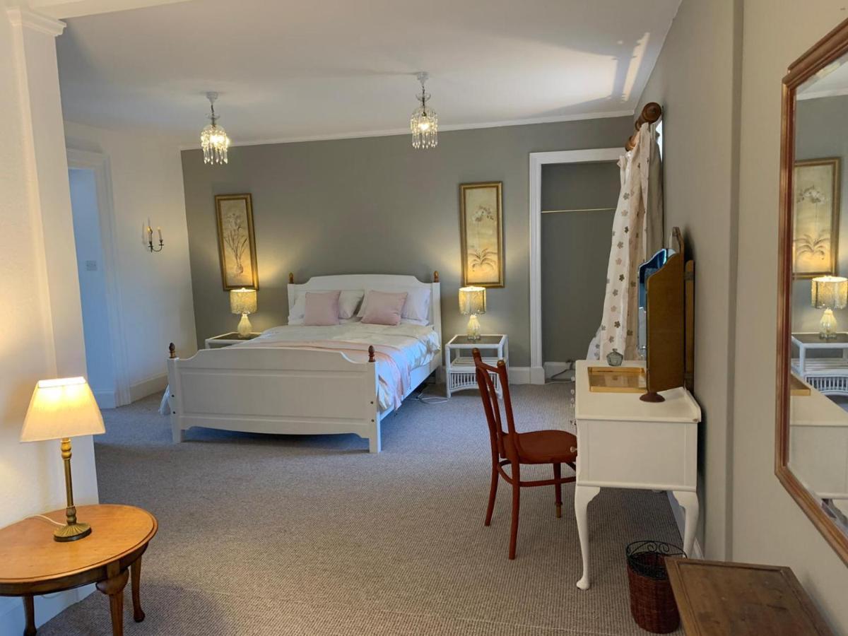 Hill House - Mews Town House, In A Quiet Private Close, In The City Centre Of Inverness. Екстериор снимка